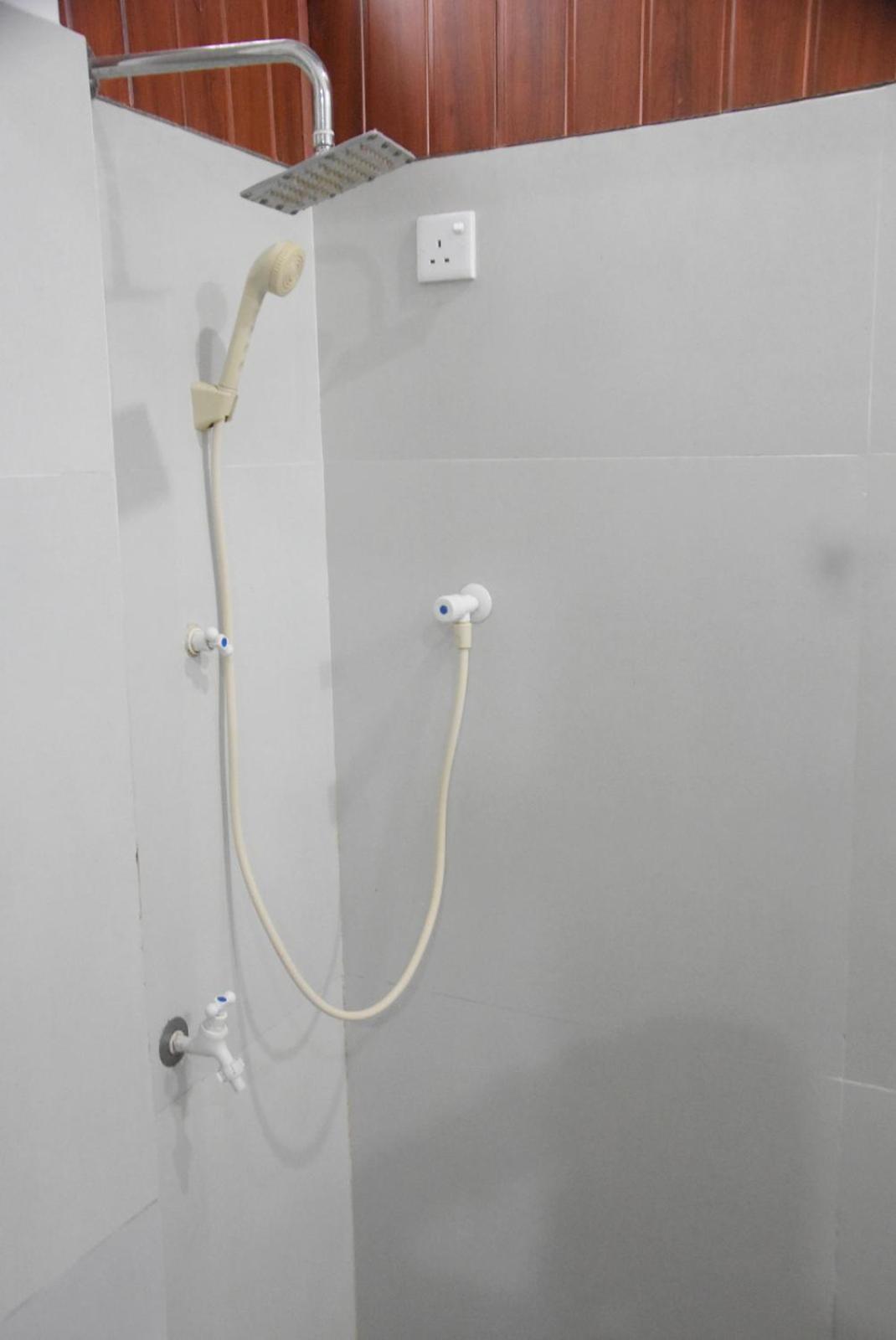Black Rose Guest Gampaha Exterior foto